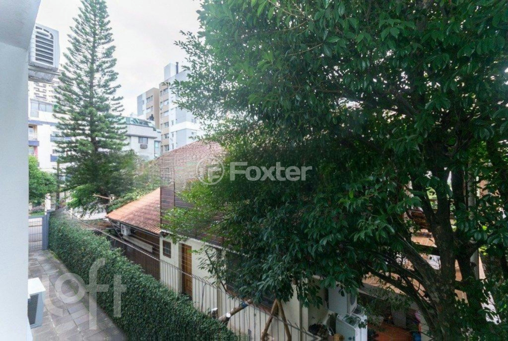 Apartamento à venda com 2 quartos, 75m² - Foto 1