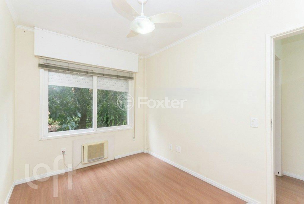 Apartamento à venda com 2 quartos, 75m² - Foto 13