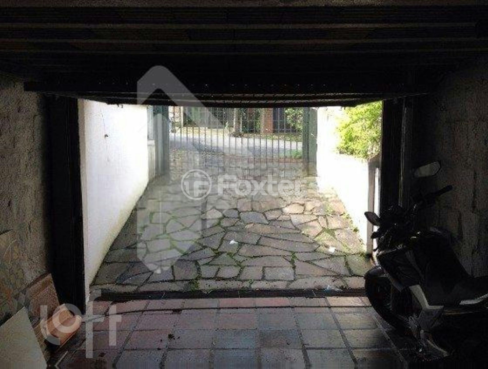Casa à venda com 5 quartos, 300m² - Foto 11