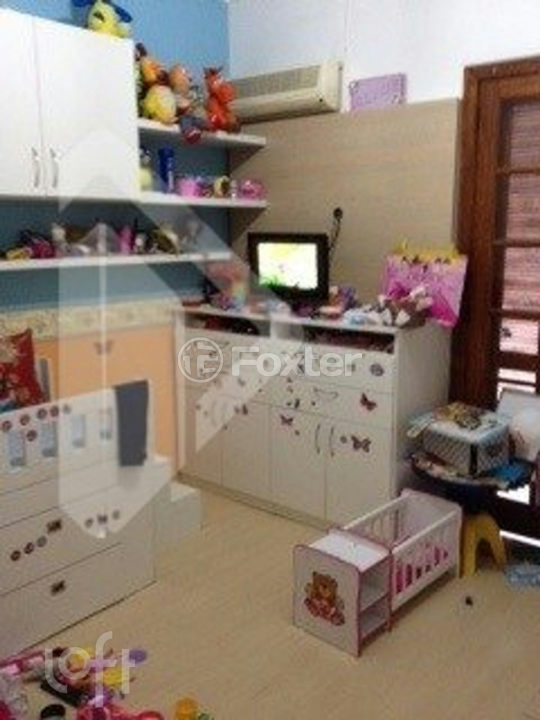 Casa à venda com 5 quartos, 300m² - Foto 4