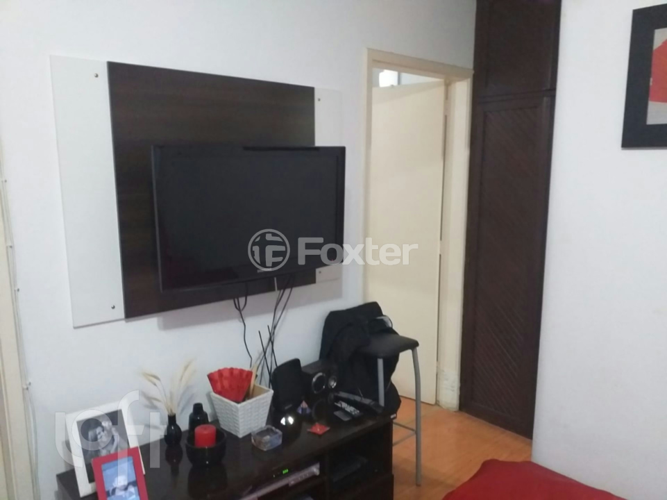 Apartamento à venda com 1 quarto, 39m² - Foto 1