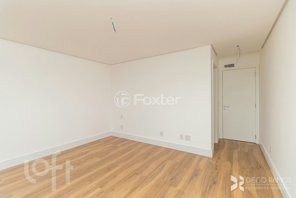 Apartamento à venda com 3 quartos, 113m² - Foto 9