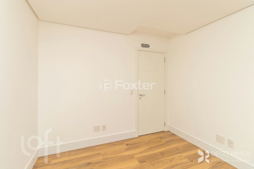 Apartamento à venda com 3 quartos, 113m² - Foto 13