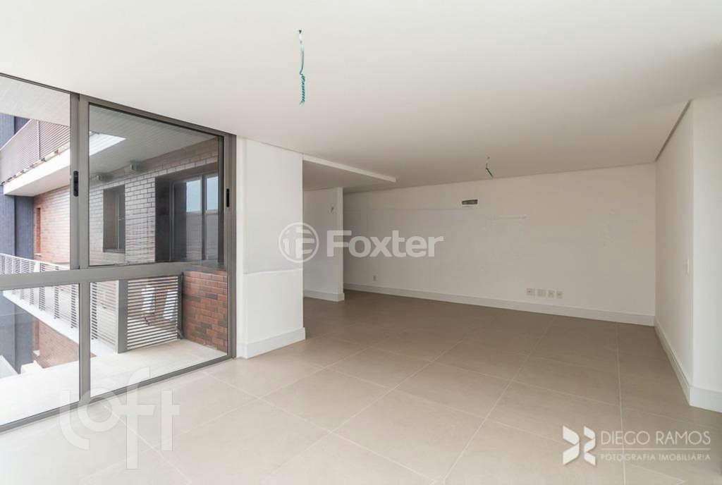 Apartamento à venda com 3 quartos, 113m² - Foto 4