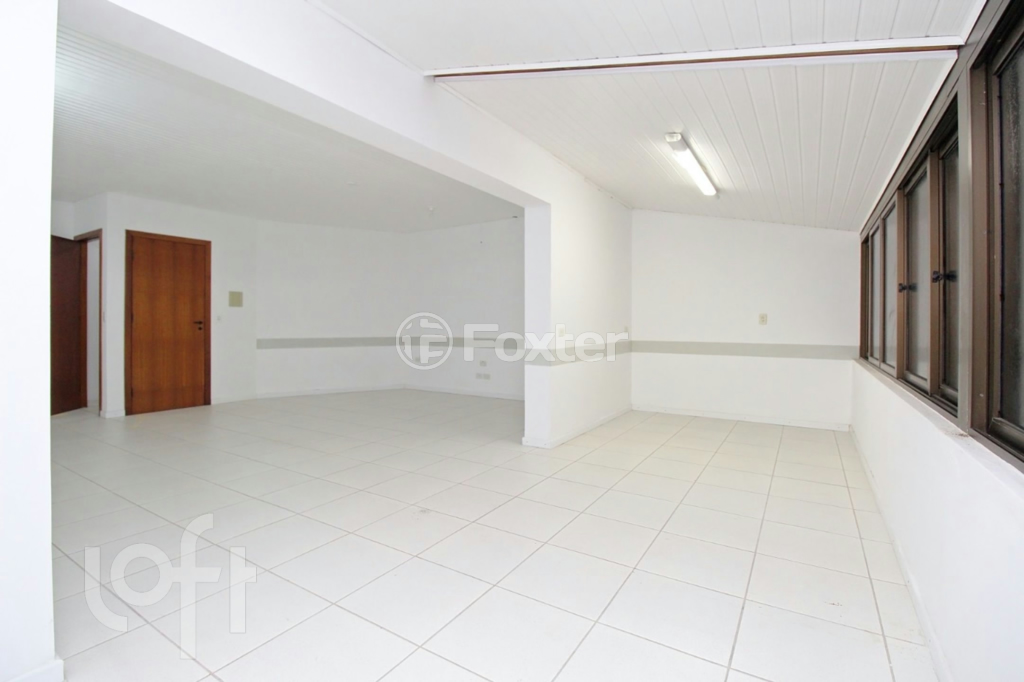 Casa à venda com 17 quartos, 650m² - Foto 7