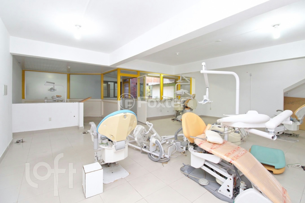 Casa à venda com 17 quartos, 650m² - Foto 44