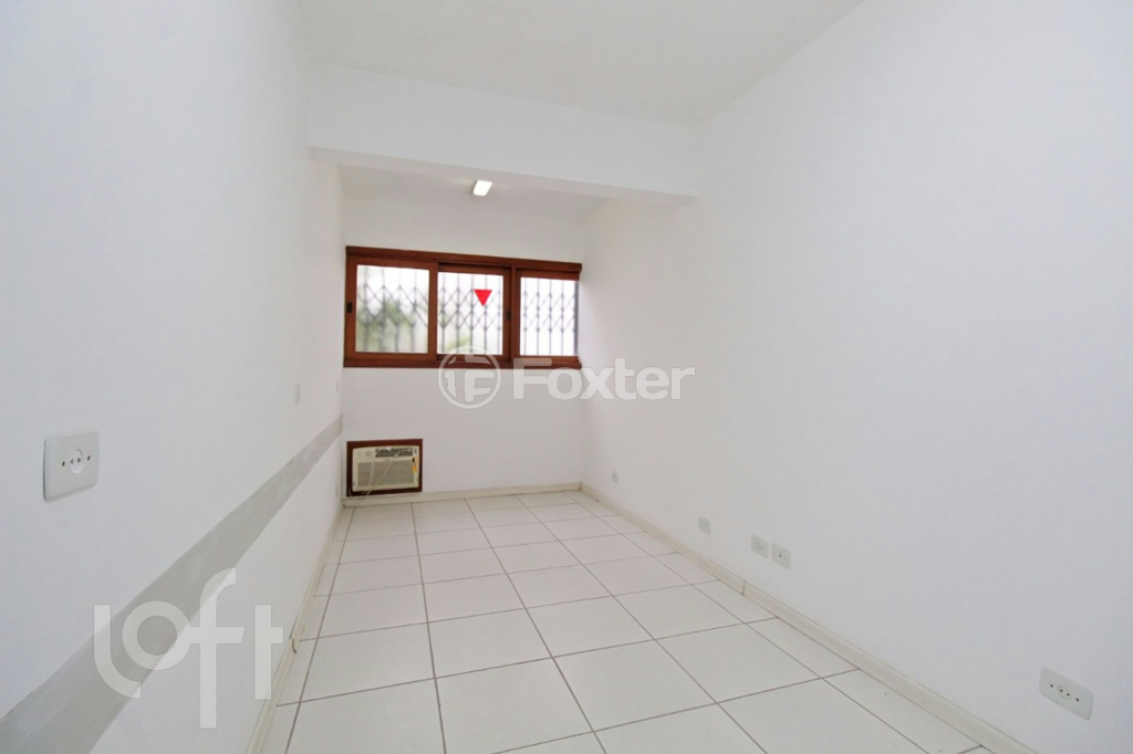 Casa à venda com 17 quartos, 650m² - Foto 32