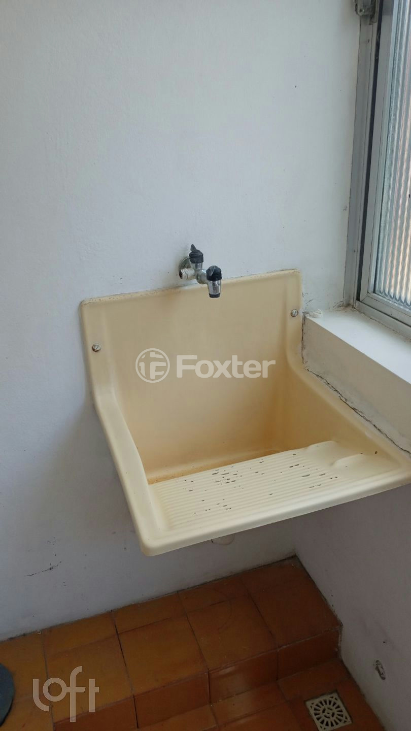 Apartamento à venda com 2 quartos, 63m² - Foto 36