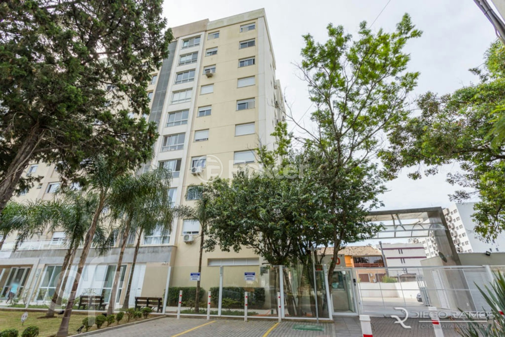 Apartamento à venda com 2 quartos, 69m² - Foto 47