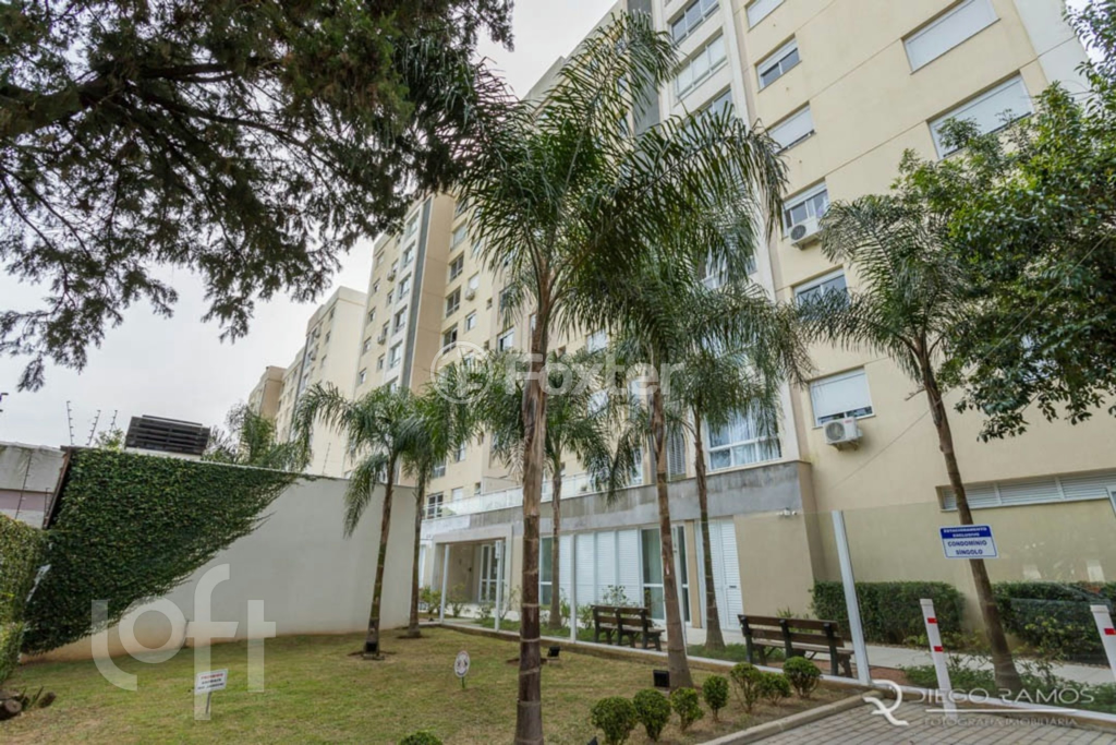 Apartamento à venda com 2 quartos, 69m² - Foto 48