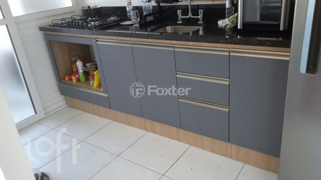 Apartamento à venda com 2 quartos, 69m² - Foto 2