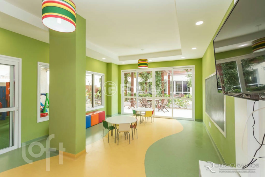Apartamento à venda com 2 quartos, 69m² - Foto 31