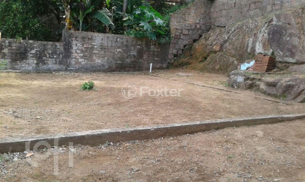 Casa à venda com 4 quartos, 95m² - Foto 27