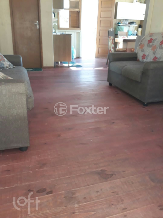 Casa à venda com 4 quartos, 95m² - Foto 1