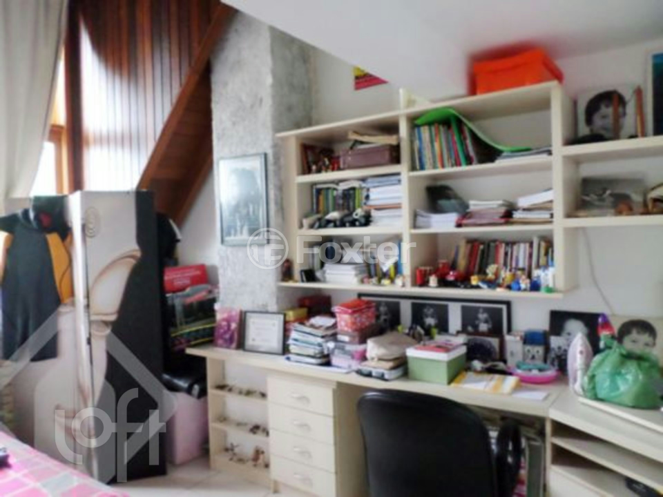 Casa à venda com 3 quartos, 157m² - Foto 7