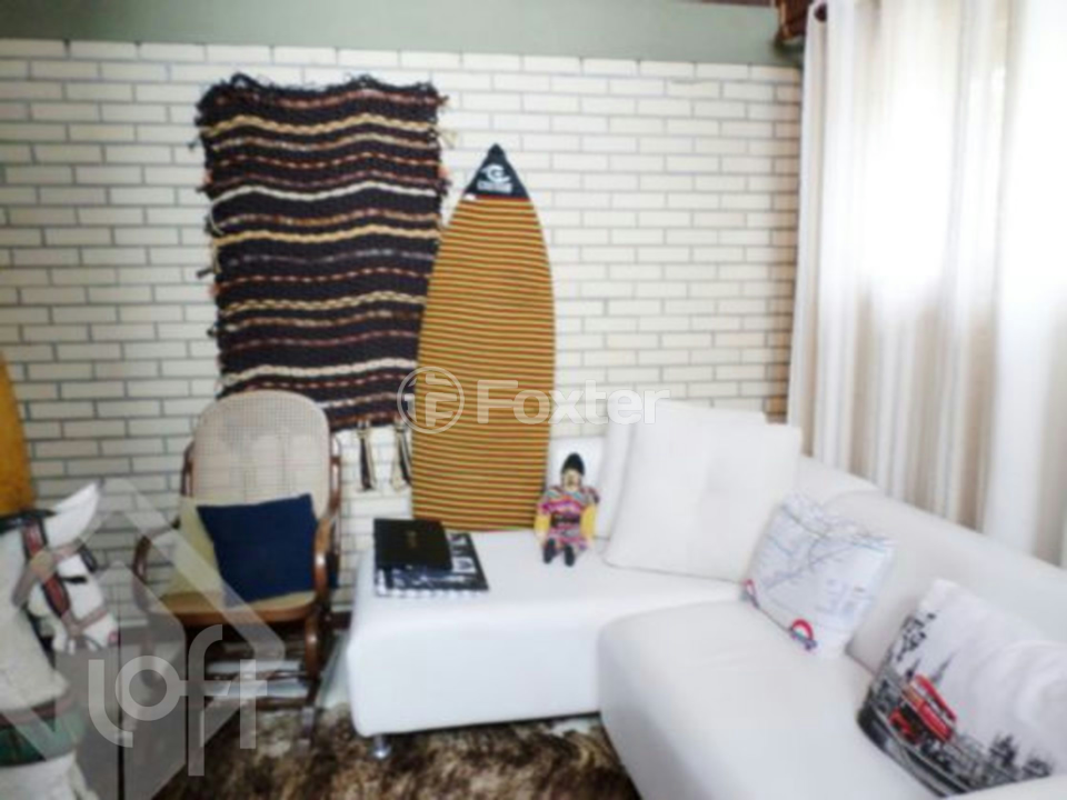 Casa à venda com 3 quartos, 157m² - Foto 8