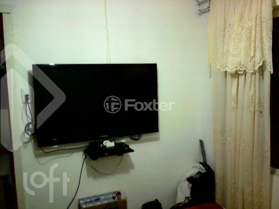 Casa à venda com 6 quartos, 280m² - Foto 2