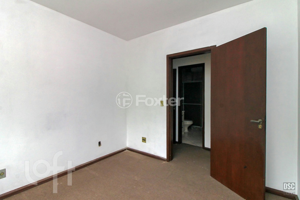 Apartamento à venda com 3 quartos, 117m² - Foto 18