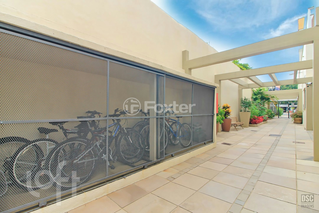 Apartamento à venda com 3 quartos, 117m² - Foto 32