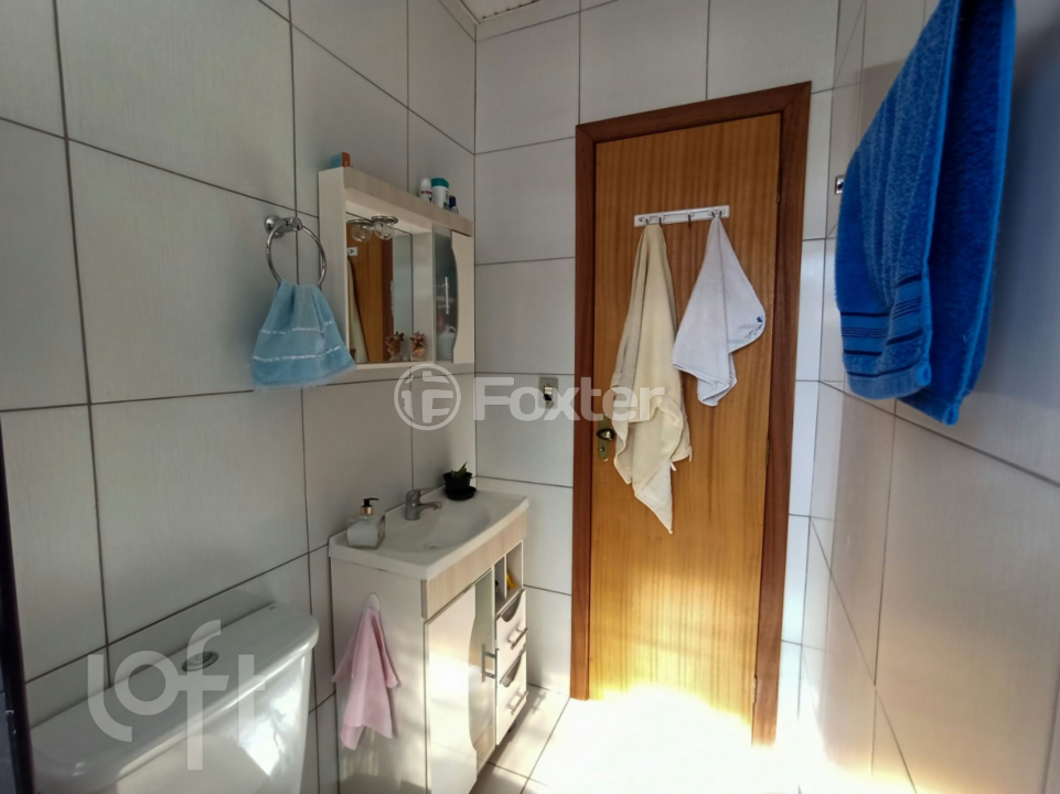 Casa à venda com 3 quartos, 65m² - Foto 11