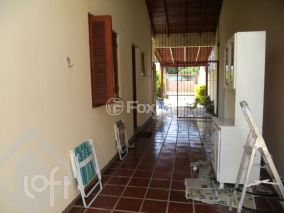 Casa à venda com 4 quartos, 240m² - Foto 5