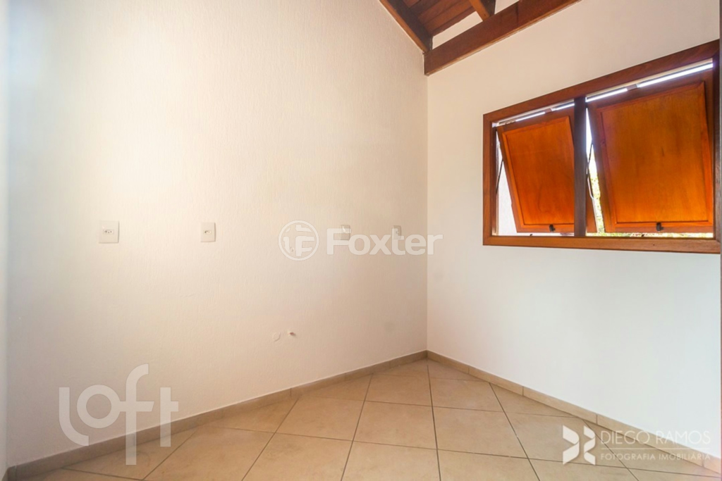 Casa à venda com 5 quartos, 323m² - Foto 4