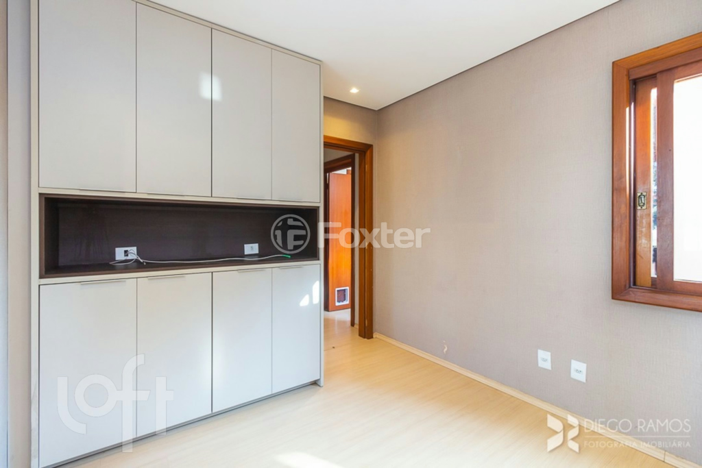 Casa à venda com 5 quartos, 323m² - Foto 19