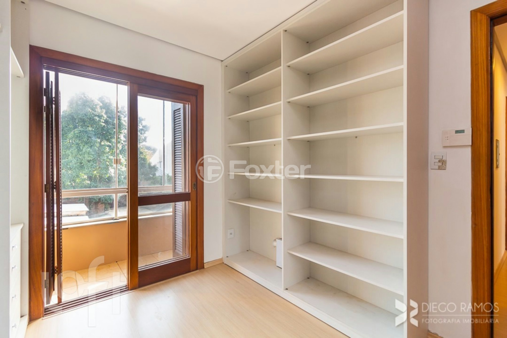 Casa à venda com 5 quartos, 323m² - Foto 31