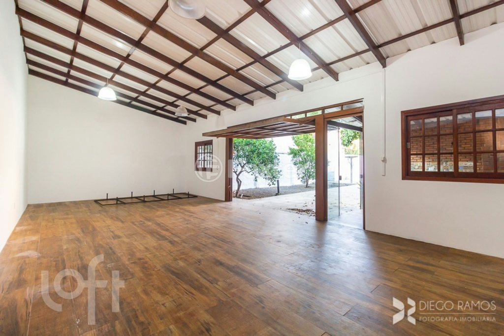 Casa à venda com 5 quartos, 323m² - Foto 49
