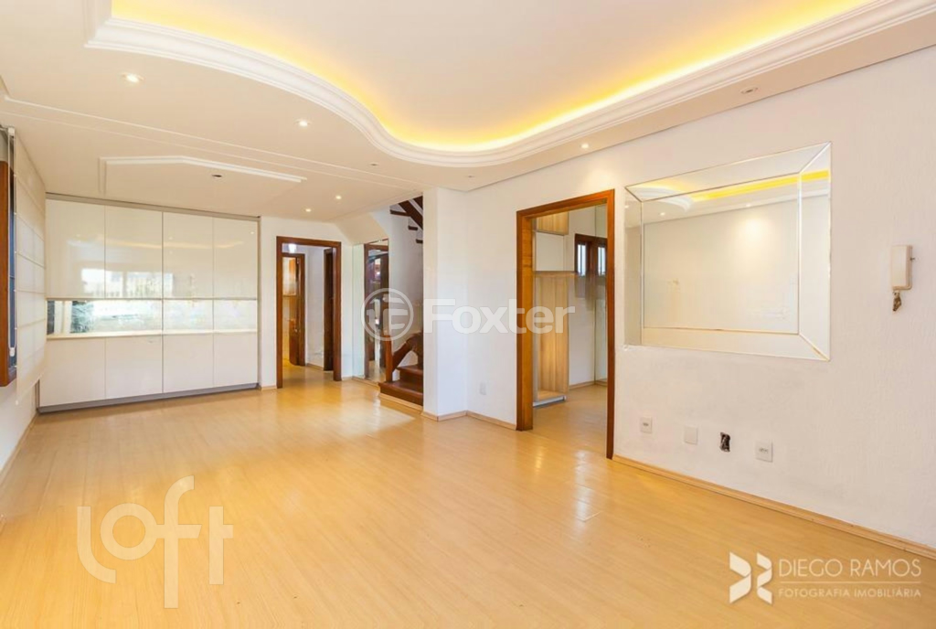 Casa à venda com 5 quartos, 323m² - Foto 35