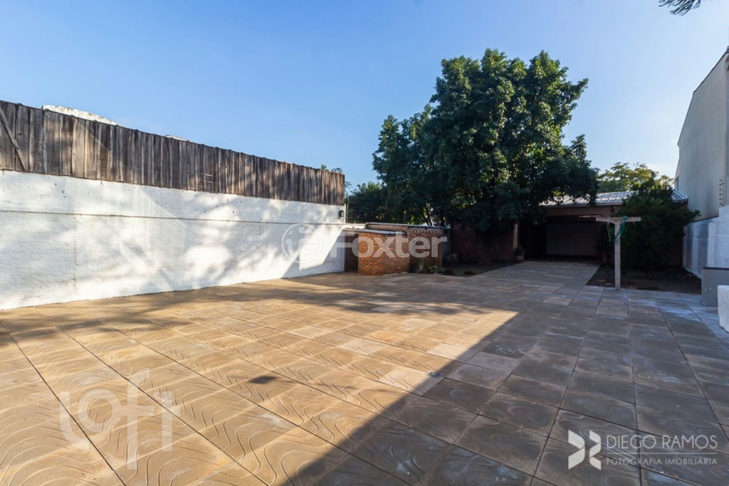 Casa à venda com 5 quartos, 323m² - Foto 43