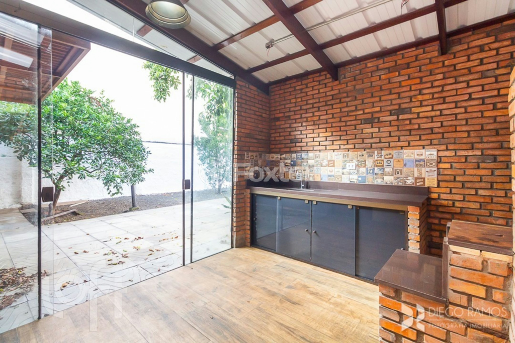 Casa à venda com 5 quartos, 323m² - Foto 48