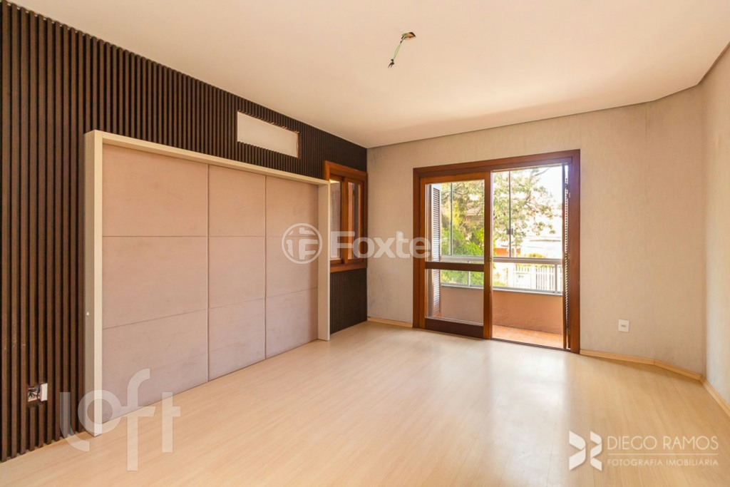Casa à venda com 5 quartos, 323m² - Foto 12