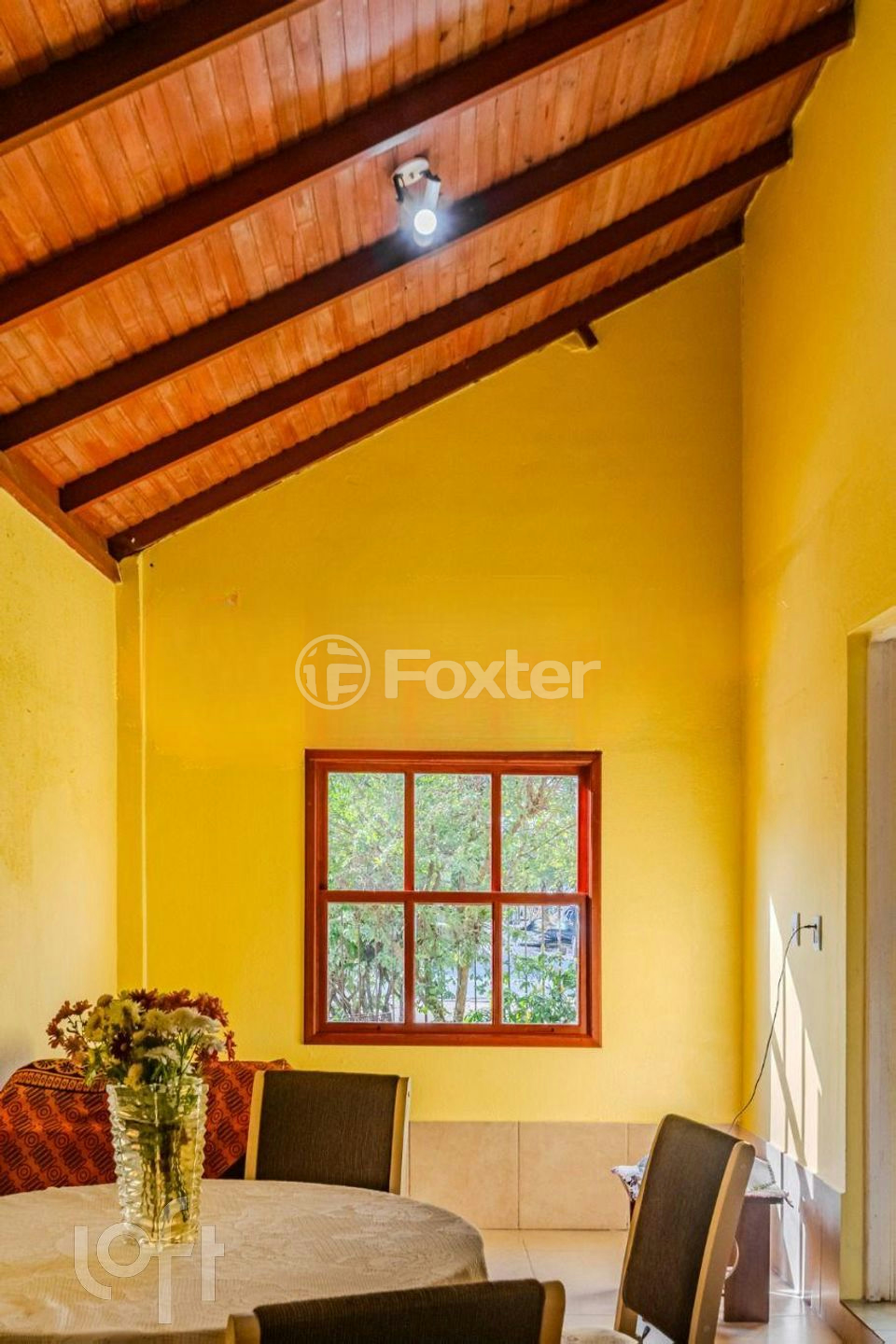 Casa à venda com 2 quartos, 220m² - Foto 3