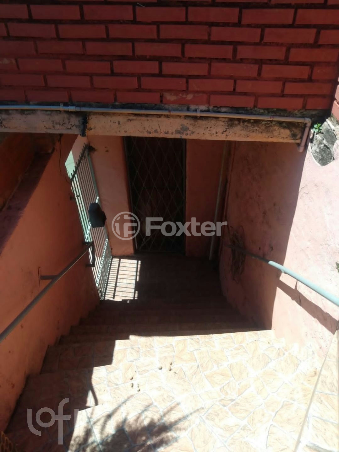 Casa à venda com 3 quartos, 80m² - Foto 2