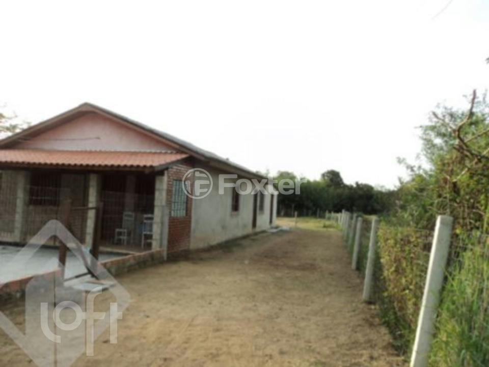Casa à venda com 2 quartos, 189m² - Foto 1