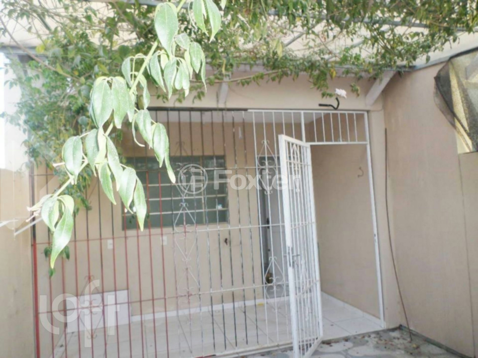 Casa à venda com 2 quartos, 70m² - Foto 11