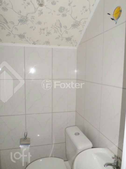 Casa à venda com 2 quartos, 70m² - Foto 5