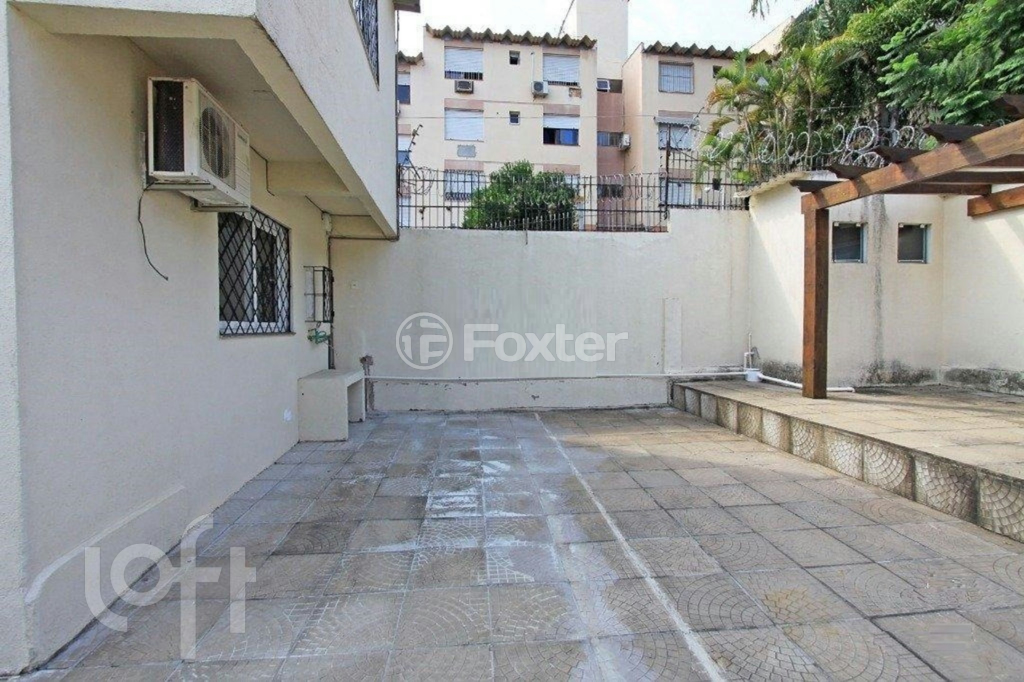 Casa à venda com 3 quartos, 150m² - Foto 17