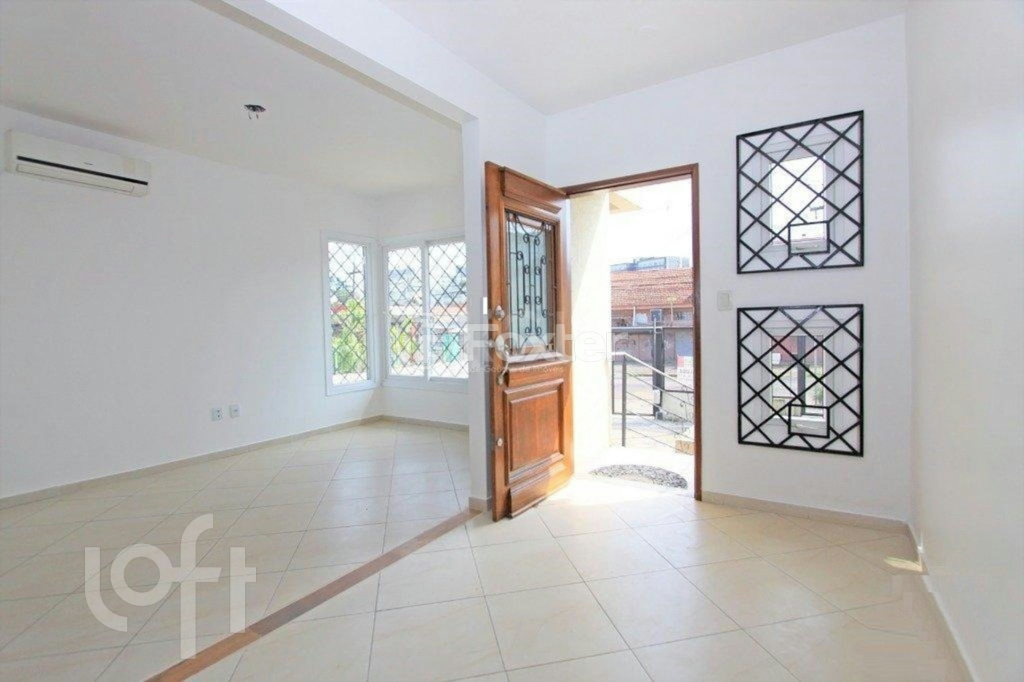 Casa à venda com 3 quartos, 150m² - Foto 3