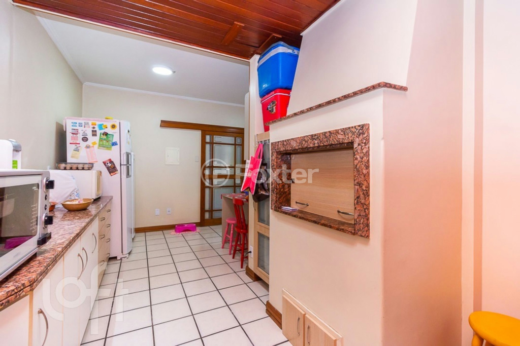 Casa à venda com 5 quartos, 235m² - Foto 23