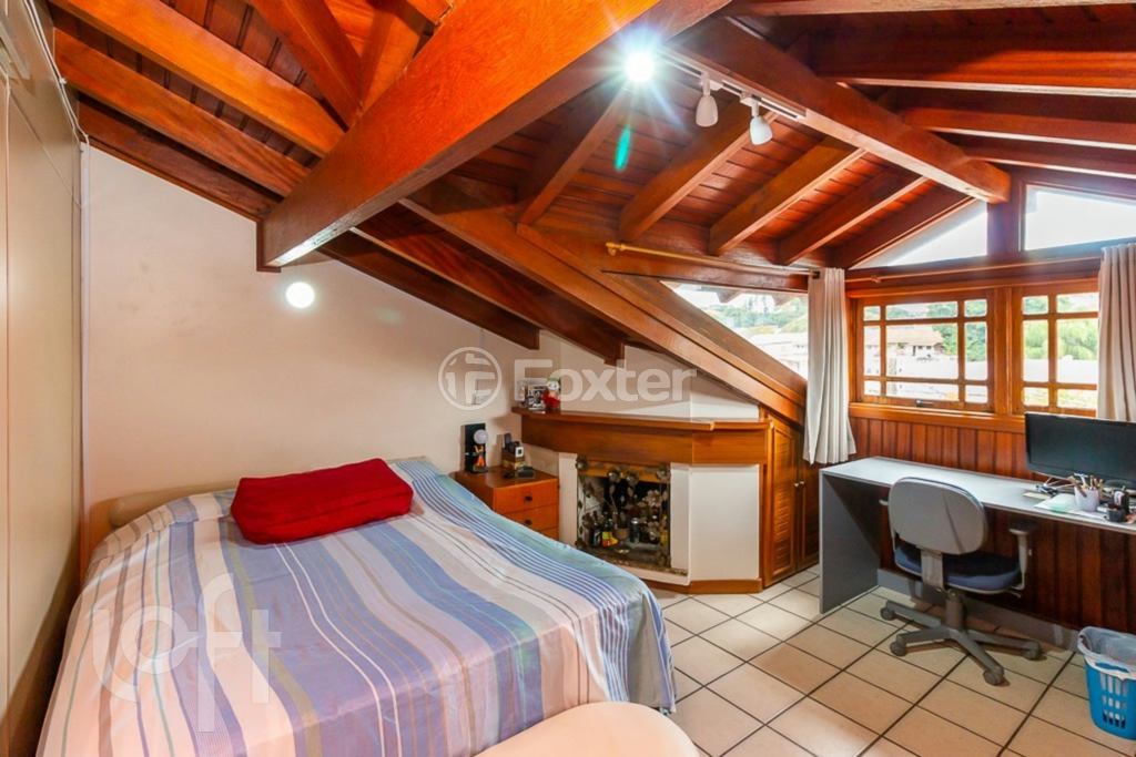 Casa à venda com 5 quartos, 235m² - Foto 17