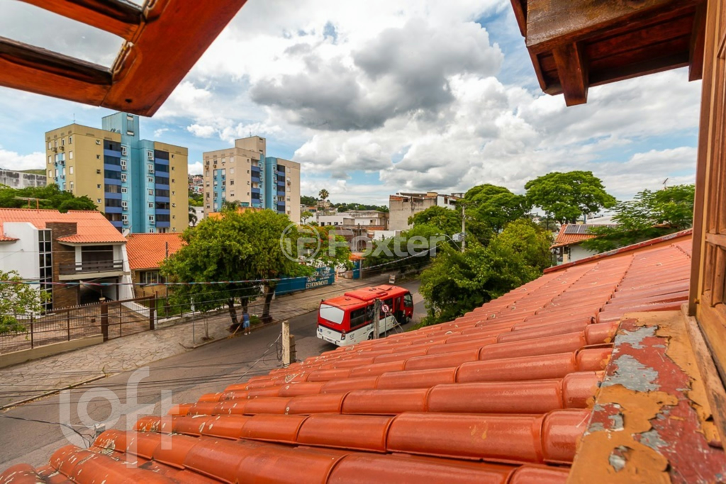 Casa à venda com 5 quartos, 235m² - Foto 29