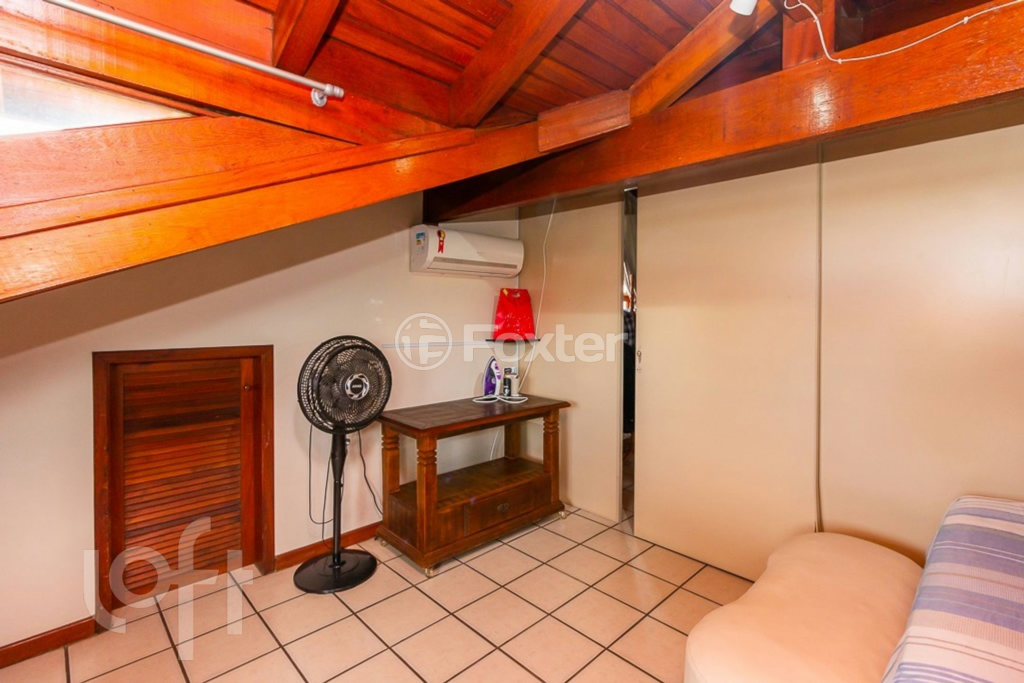 Casa à venda com 5 quartos, 235m² - Foto 18