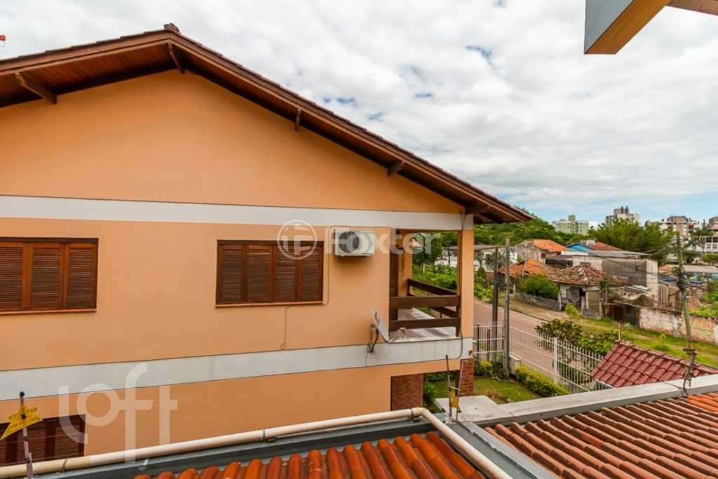 Casa à venda com 5 quartos, 235m² - Foto 9
