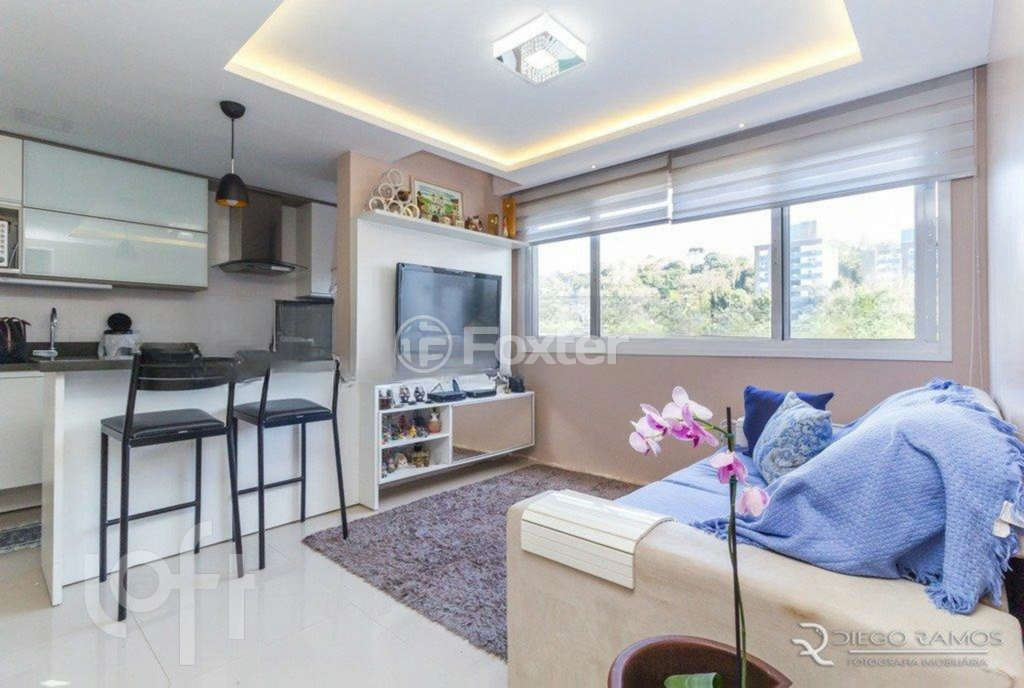 Apartamento à venda com 2 quartos, 60m² - Foto 1