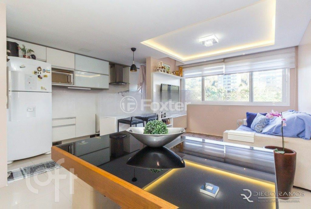 Apartamento à venda com 2 quartos, 60m² - Foto 33