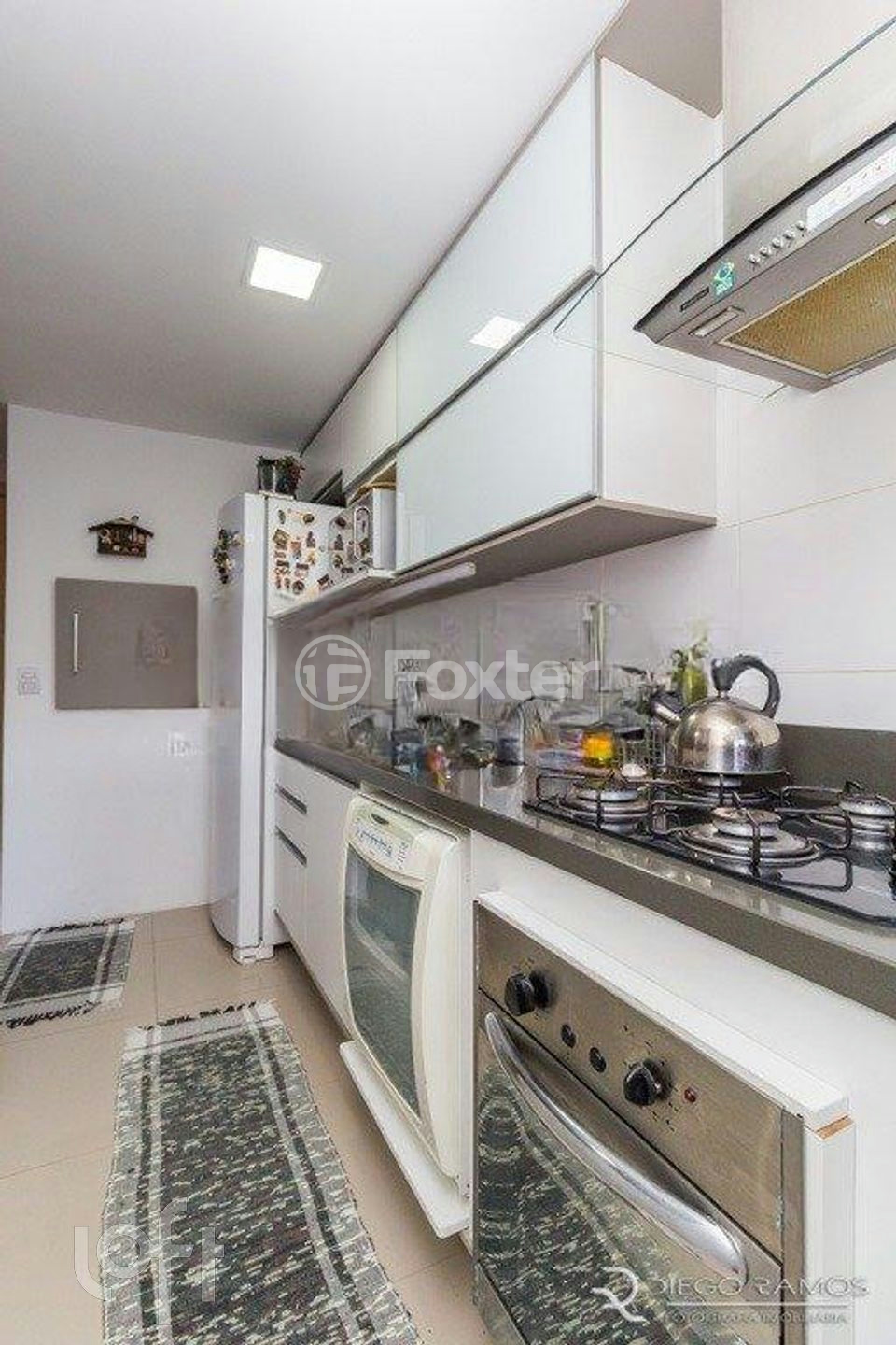 Apartamento à venda com 2 quartos, 60m² - Foto 4
