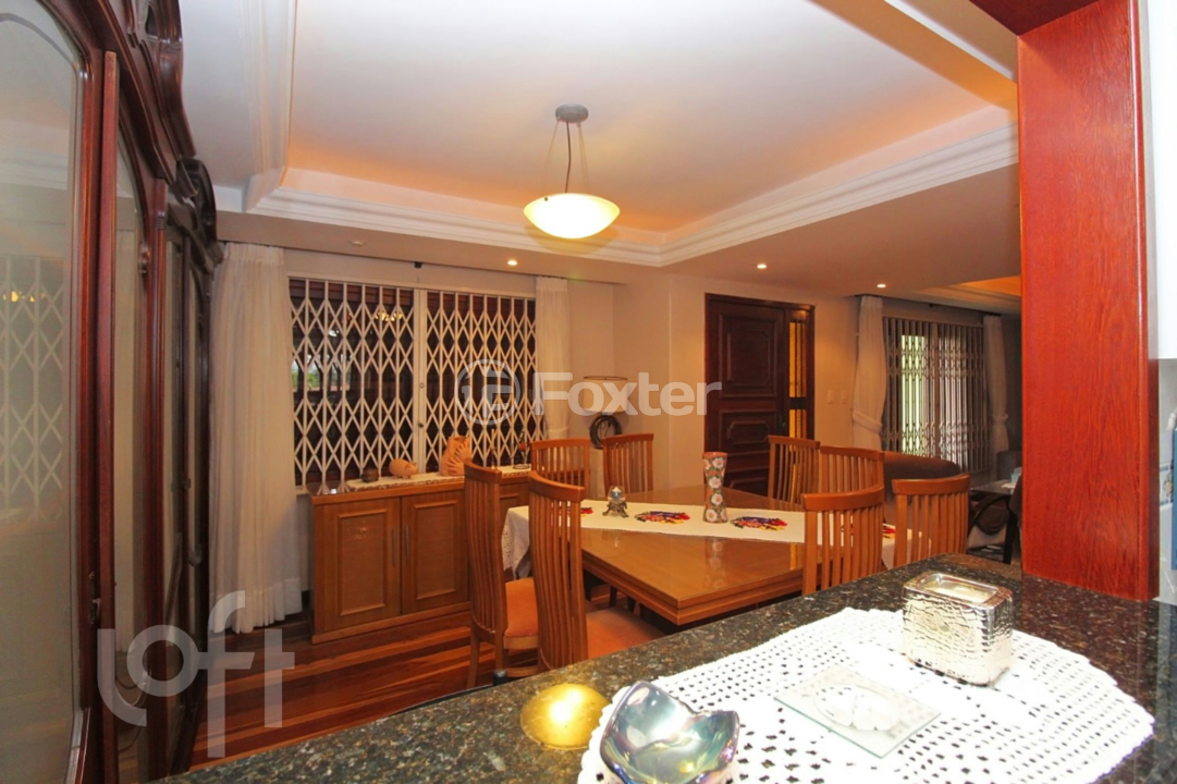 Casa à venda com 3 quartos, 274m² - Foto 11
