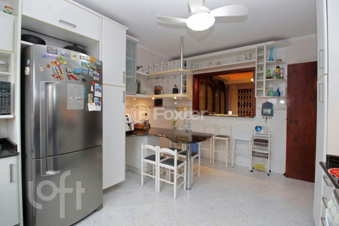 Casa à venda com 3 quartos, 274m² - Foto 9
